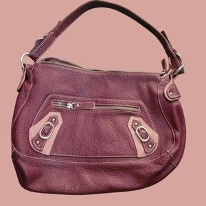 Elegant Burgundy Leather Shoulder Bag